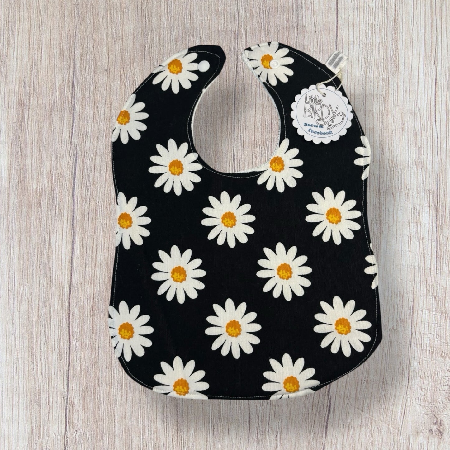 Little birdy white daisy bib